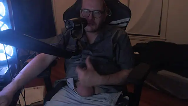 chicostick413 online show from 19, 9, 2025