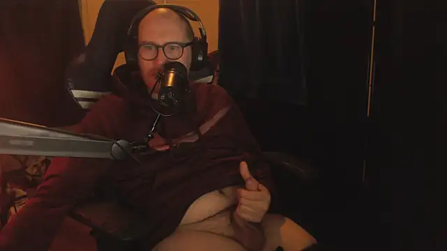 chicostick413 online show from 24, 11, 2025