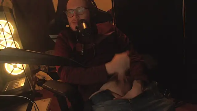 chicostick413 online show from 28, 11, 2025