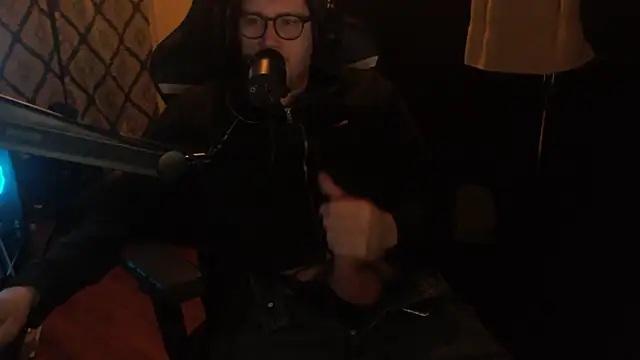 chicostick413 online show from 11, 2, 2026