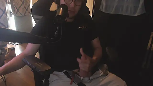 chicostick413 online show from 30, 6, 2026