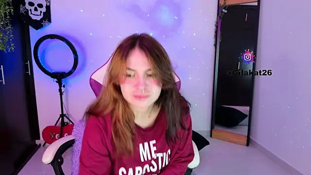 Snapshot of GilaKat chatting on 18, 10, 2025 GilaKat online show from 18, 10, 2025