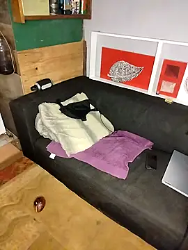 Chocolate factory man online show from 18, 3, 2025