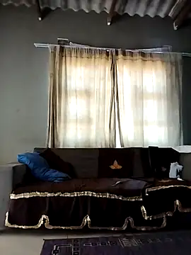 Chocolate factory man online show from 11, 9, 2025