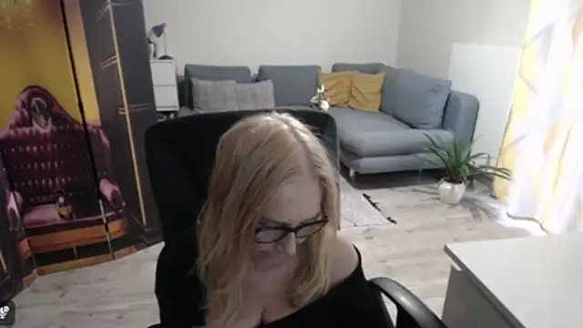 sofia xkiss online show from 20, 3, 2026