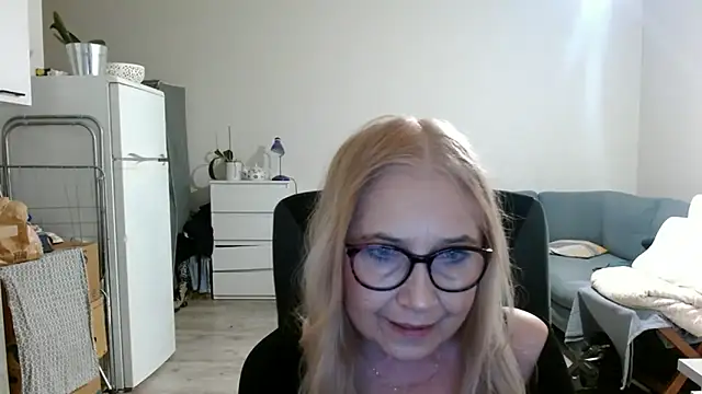 sofia xkiss online show from 26, 2, 2025