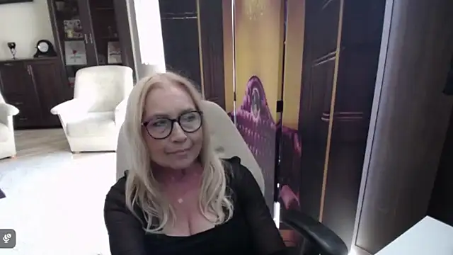 sofia xkiss online show from 13, 7, 2026