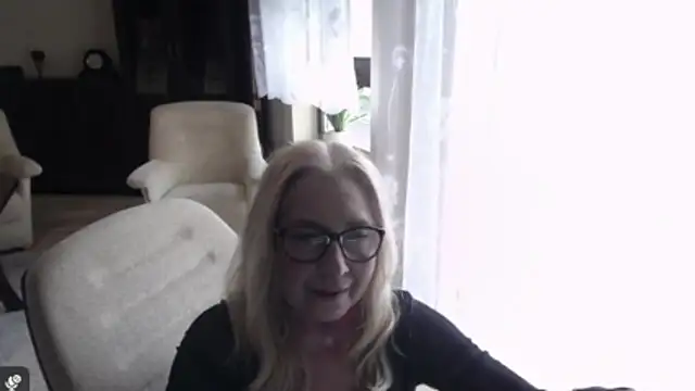 Snapshot of sofia_xkiss chatting on 17, 5, 2026 sofia xkiss online show from 17, 5, 2026