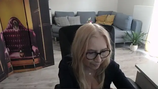 sofia xkiss online show from 26, 3, 2026