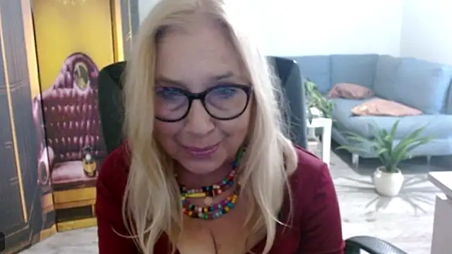 sofia xkiss online show from 30, 9, 2025