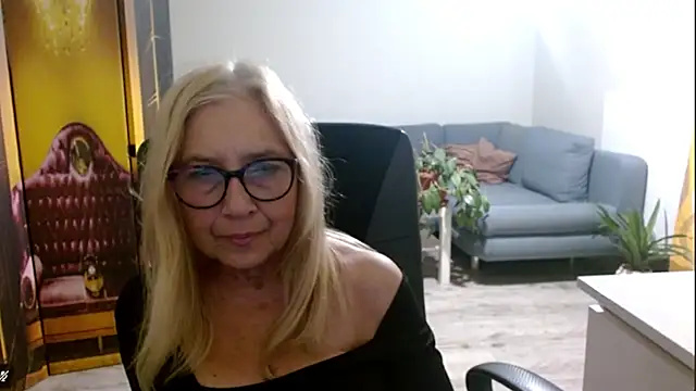 Snapshot of sofia_xkiss chatting on 26, 11, 2025 sofia xkiss online show from 26, 11, 2025