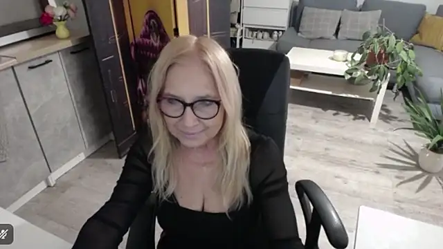 sofia xkiss online show from 21, 2, 2026