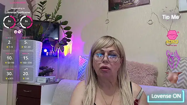 SusieNoreen online show from 14, 9, 2025