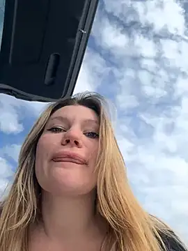 justmila online show from 15, 1, 2026