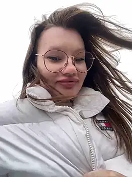 justmila online show from 17, 3, 2025