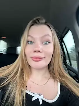 justmila online show from 23, 11, 2025