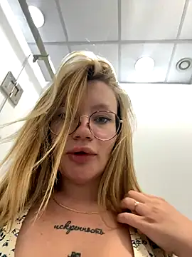 justmila online show from 14, 9, 2025