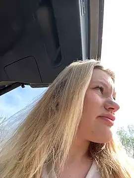 justmila online show from 25, 3, 2026