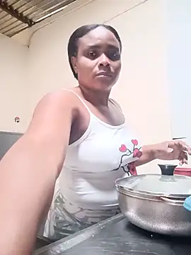 Snapshot of NicolVilla chatting on 13, 5, 2026 NicolVilla online show from 13, 5, 2026