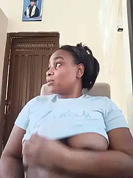 Snapshot of NicolVilla chatting on 17, 5, 2026 NicolVilla online show from 17, 5, 2026