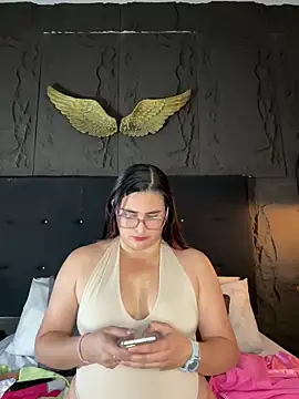 BellaPeers  online show from 28, 3, 2026