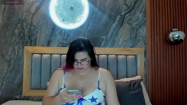 BellaPeers  online show from 26, 10, 2025