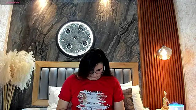 Snapshot of BellaPeers_ chatting on 17, 5, 2026 BellaPeers online show from 17, 5, 2026