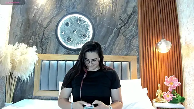 Snapshot of BellaPeers_ chatting on 27, 4, 2026 BellaPeers online show from 27, 4, 2026