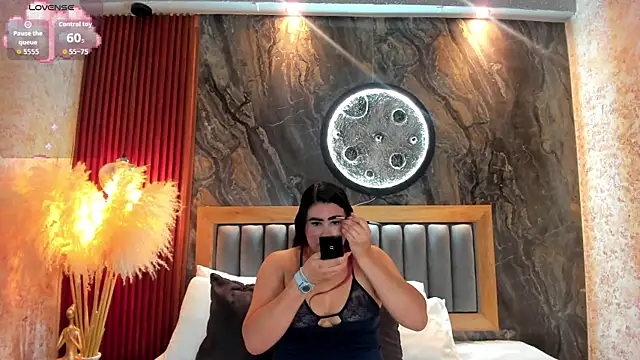 BellaPeers  online show from 2, 12, 2025