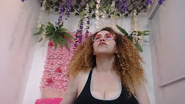 BLONDE SEXYHOT online show from 14, 4, 2026