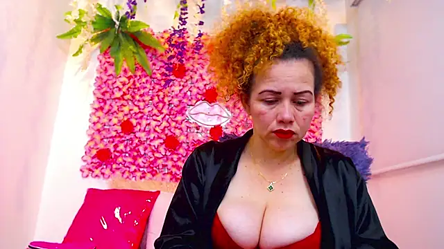 BLONDE SEXYHOT online show from 15, 11, 2025