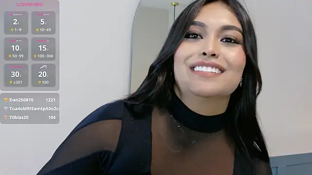 Snapshot of Kendall-Moll chatting on 21, 11, 2025 Kendall-Moll online show from 21, 11, 2025