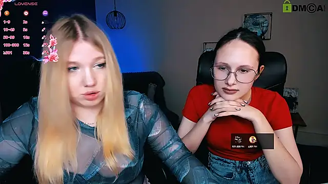 juli kisss online show from 12, 3, 2025