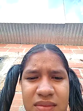 Snapshot of Little_Pau_Dirty chatting on 31, 10, 2025 Little Pau Dirty online show from 31, 10, 2025