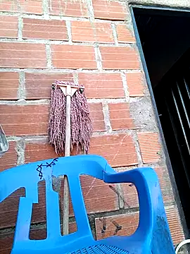 Snapshot of Little_Pau_Dirty chatting on 5, 11, 2025 Little Pau Dirty online show from 5, 11, 2025