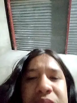 Snapshot of Little_Pau_Dirty chatting on 25, 10, 2025 Little Pau Dirty online show from 25, 10, 2025