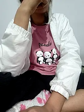Snapshot of catreena chatting on 13, 12, 2025 catreena online show from 13, 12, 2025