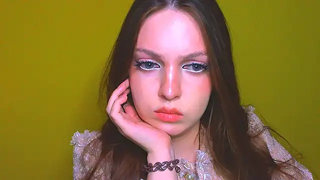 Snapshot of miss_merciless_ chatting on 19, 4, 2026 miss merciless online show from 19, 4, 2026