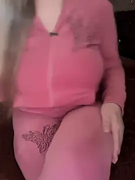 Snapshot of hayattt567 chatting on 30, 3, 2026 hayattt567 online show from 30, 3, 2026