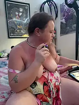 HeatherLynn online show from 11, 2, 2025