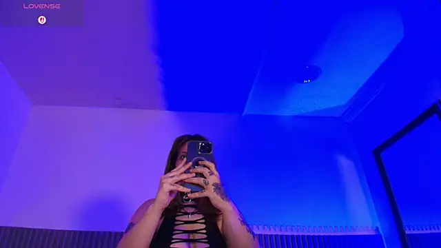 Iamvictoria06 online show from 5, 2, 2026