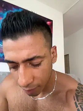 aaroncolombia online show from 23, 11, 2025