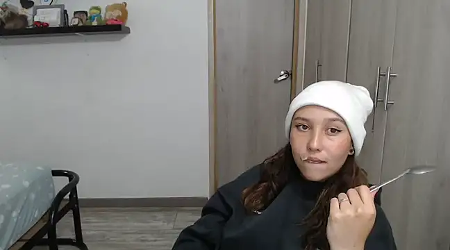 Snapshot of Skarlet_Adams28 chatting on 10, 1, 2025 Skarlet Adams28 online show from 10, 1, 2025