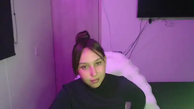 Snapshot of Skarlet_Adams28 chatting on 20, 10, 2025 Skarlet Adams28 online show from 20, 10, 2025