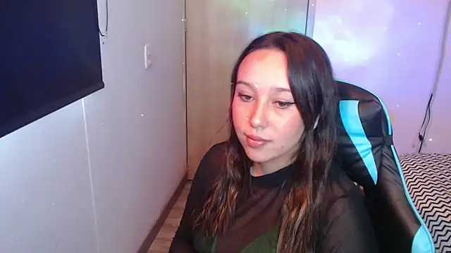 Skarlet Adams28 online show from 17, 3, 2026