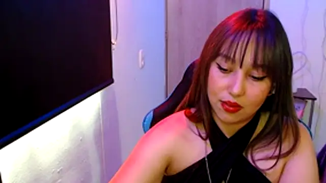 Snapshot of Skarlet_Adams28 chatting on 13, 5, 2026 Skarlet Adams28 online show from 13, 5, 2026