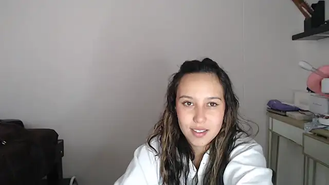 Snapshot of Skarlet_Adams28 chatting on 17, 3, 2025 Skarlet Adams28 online show from 17, 3, 2025