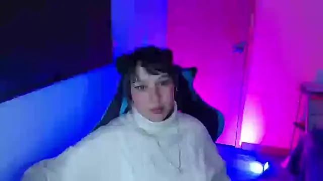 Skarlet Adams28 online show from 23, 4, 2026