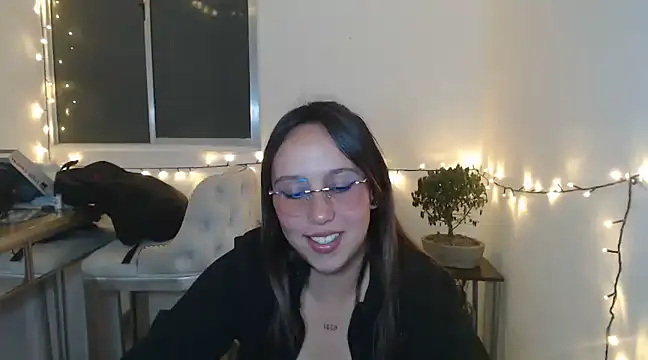 Snapshot of Skarlet_Adams28 chatting on 28, 1, 2025 Skarlet Adams28 online show from 28, 1, 2025