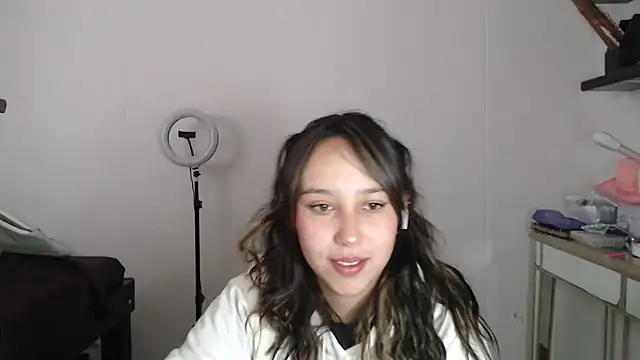 Snapshot of Skarlet_Adams28 chatting on 20, 3, 2025 Skarlet Adams28 online show from 20, 3, 2025